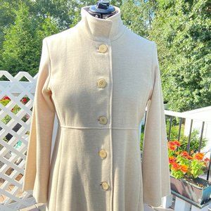 Eileen Fisher, Oatmeal color, Empire cut coat size M